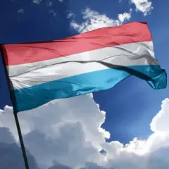 Jak wygląda flaga Luksemburga? Kolory i znaczenie, które zaskakują