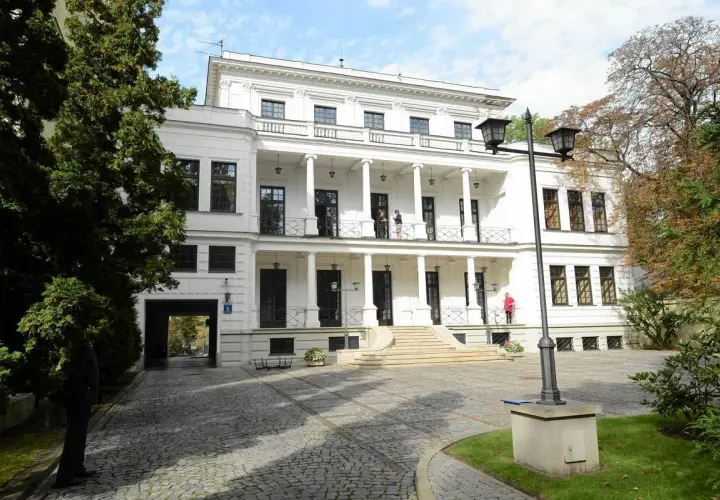 Pałac w Kikole - tajemnice historii i architektury, które zaskakują