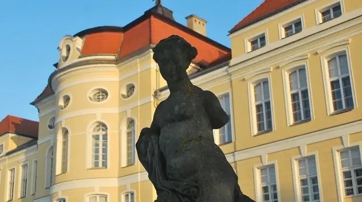 Pałac w Rogalinie: Fascynująca historia i atrakcje turystyczne