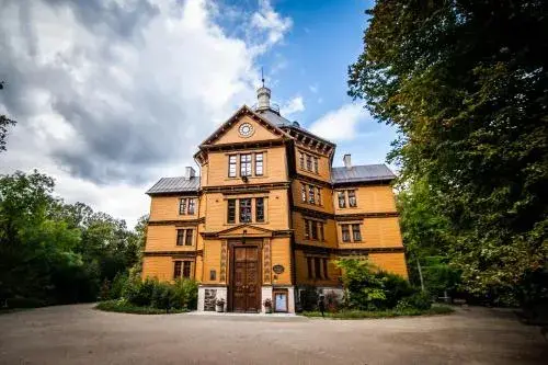 Pałac myśliwski w Antoninie - historia, architektura i atrakcje turystyczne