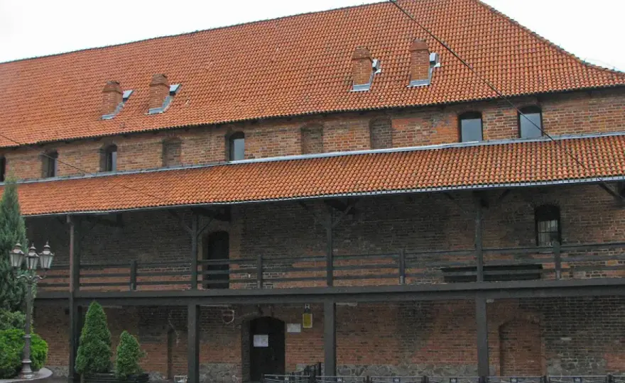 Zamek w Nowem: historia, atrakcje i tajemnice krzyżackiej budowli