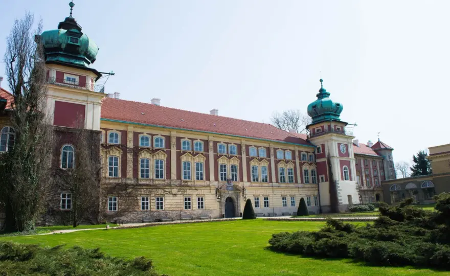 Ciekawostki o zamku w Łańcucie, które zaskoczą każdego miłośnika historii