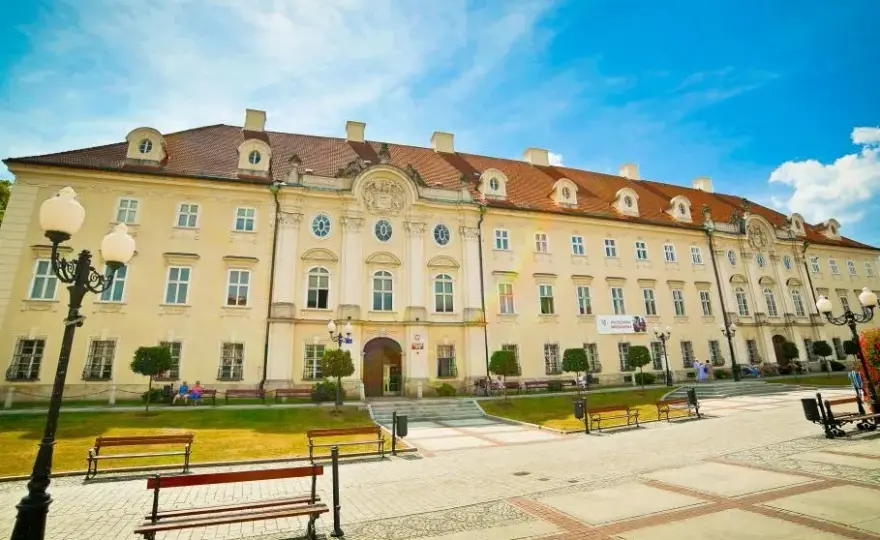 Pałac Schaffgotschów w Cieplicach: Historia, architektura i tajemnice