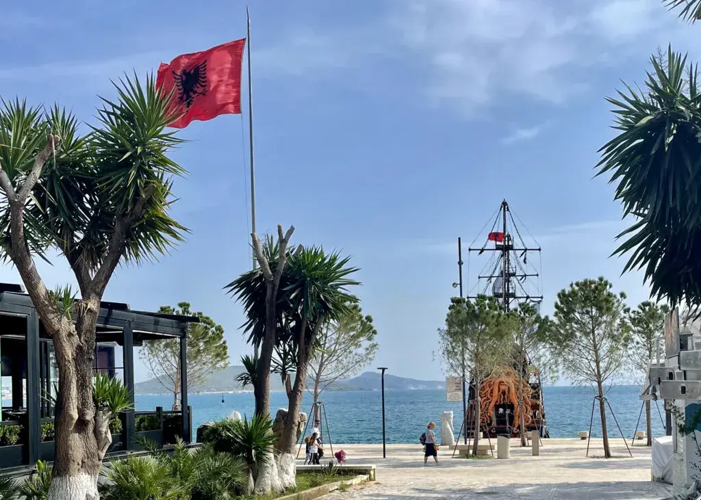 Albania wakacje czy jest bezpiecznie? Odkryj zagrożenia i porady